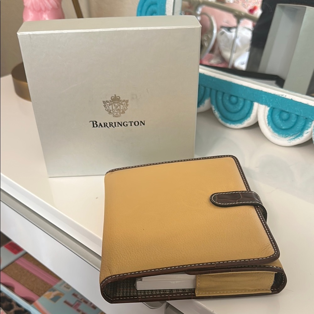 Barrington Yellow Leather Wallet